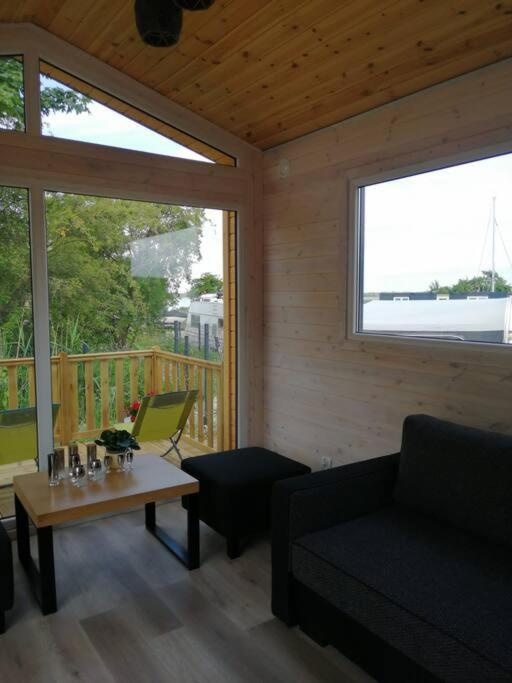 Tiny Beach House Heated And Airconditioned Wapnica  외부 사진